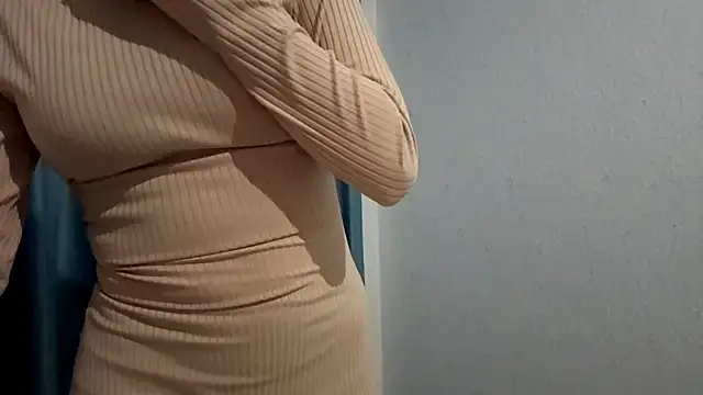 Snapshot of HOTBellakle chatting on November 29, 4:10 pm HOTBellakle online show from November 29, 4:10 pm