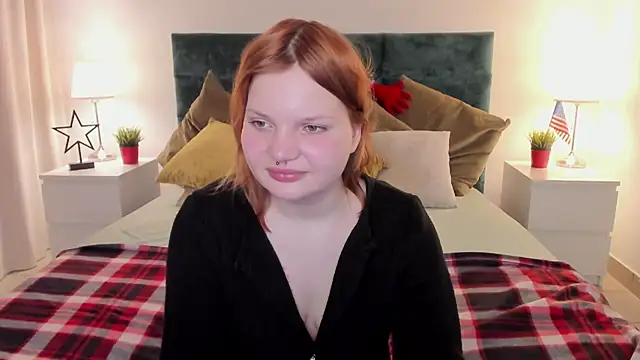 babyyullii online show from March 16, 5:35 am