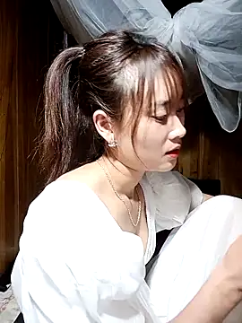 Em xinh01 online show from March 16, 5:02 am