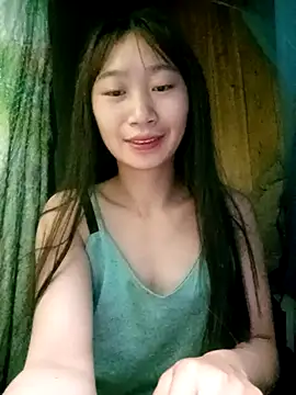 Snapshot of Linh_sexy98 chatting on April 21, 10:34 pm Linh sexy98 online show from April 21, 10:34 pm