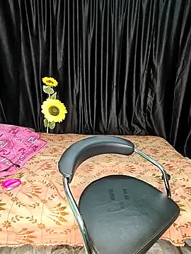 shreyareddy99 online show from March 16, 4:44 pm