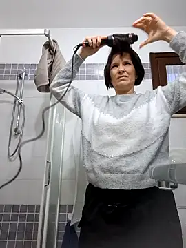 Piediniecollant online show from March 10, 5:34 am