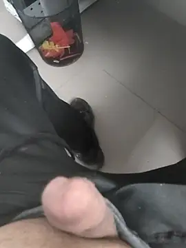 centro6891 online show from November 12, 9:10 am