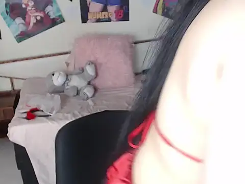 Snapshot of EmmilyConnor chatting on November 15, 2:02 pm EmmilyConnor online show from November 15, 2:02 pm