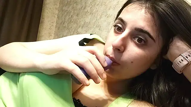 Snapshot of Lina_rix chatting on October 28, 1:03 pm Lina rix online show from October 28, 1:03 pm