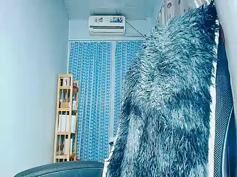 Fiona1010 online show from February 28, 11:17 pm