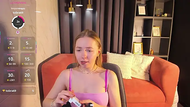 Snapshot of Nora_Miller chatting on February 20, 1:44 pm Nora Miller online show from February 20, 1:44 pm