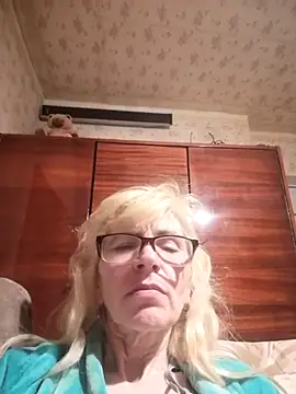 Snapshot of Georgette466 chatting on April 19, 6:10 pm Georgette466 online show from April 19, 6:10 pm