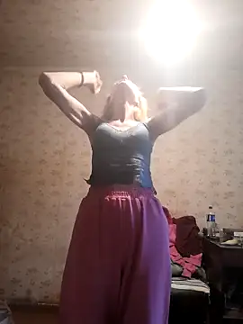 Snapshot of Georgette466 chatting on June 1, 2:52 pm Georgette466 online show from June 1, 2:52 pm