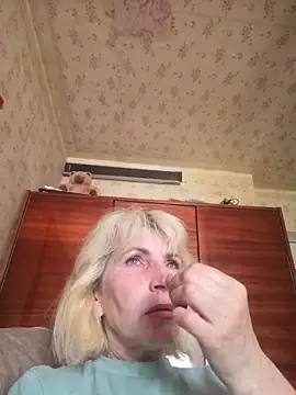 Snapshot of Georgette466 chatting on June 22, 12:57 pm Georgette466 online show from June 22, 12:57 pm