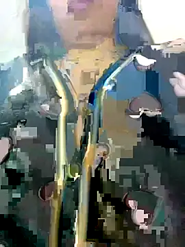 Snapshot of morenahhwy chatting on November 15, 2:20 am morenahhwy online show from November 15, 2:20 am