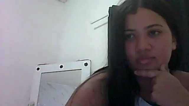 Snapshot of morenahhwy chatting on November 26, 12:11 am morenahhwy online show from November 26, 12:11 am