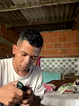 Snapshot of wild_best chatting on November 20, 1:11 pm wild best online show from November 20, 1:11 pm