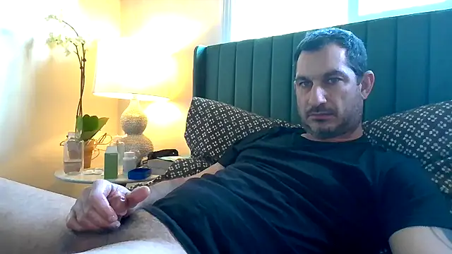 Snapshot of ckraiders84 chatting on February 2, 11:58 pm ckraiders84 online show from February 2, 11:58 pm