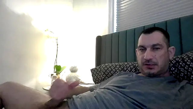 Snapshot of ckraiders84 chatting on February 15, 6:04 pm ckraiders84 online show from February 15, 6:04 pm