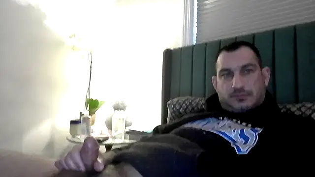 Snapshot of ckraiders84 chatting on February 16, 6:59 pm ckraiders84 online show from February 16, 6:59 pm