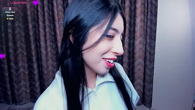 Snapshot of TonjaNeace chatting on November 27, 4:47 am TonjaNeace online show from November 27, 4:47 am