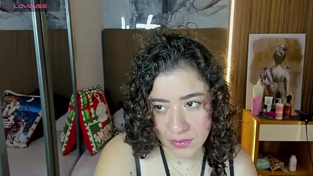 OSNAKELLER online show from December 19, 12:45 pm