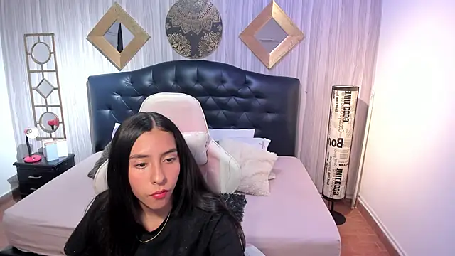 Snapshot of shirley_sweet_ chatting on November 1, 8:44 pm shirley sweet online show from November 1, 8:44 pm