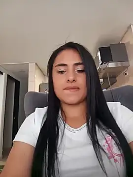 Snapshot of solandrea chatting on November 1, 4:20 pm solandrea online show from November 1, 4:20 pm