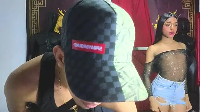 Snapshot of Scoundrel_Room chatting on November 14, 7:18 am Scoundrel Room online show from November 14, 7:18 am