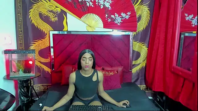 Snapshot of Scoundrel_Room chatting on December 5, 4:54 am Scoundrel Room online show from December 5, 4:54 am