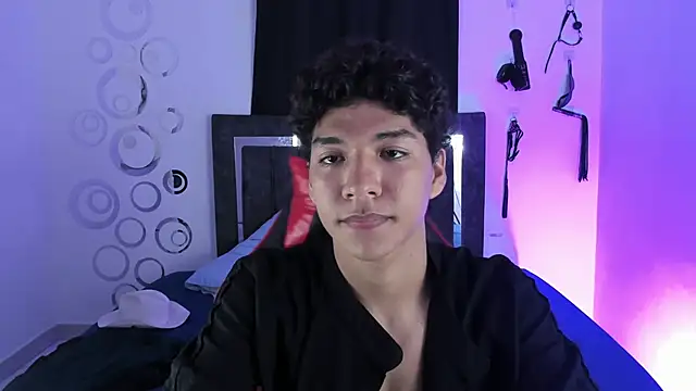 Snapshot of Maximiliano_Khalil chatting on November 13, 7:46 pm Maximiliano Khalil online show from November 13, 7:46 pm