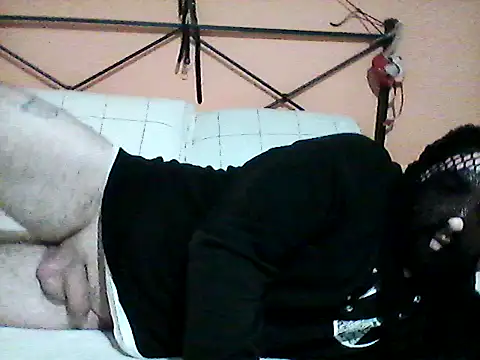 Snapshot of hekate_couple chatting on November 4, 9:25 pm hekate couple online show from November 4, 9:25 pm