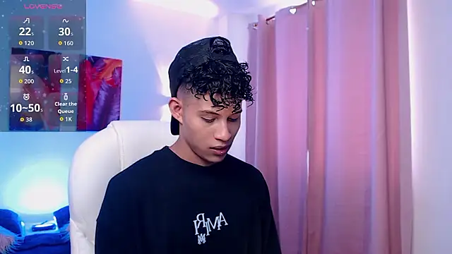 KamiSuarez online show from March 4, 6:36 pm