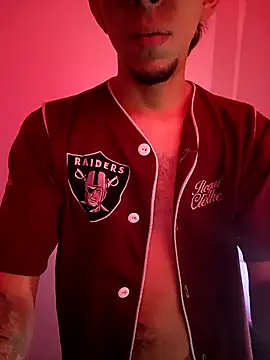 Aron Jones  online show from November 3, 12:57 am