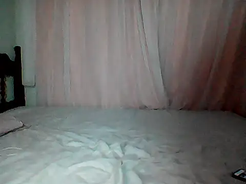 HotGiirl2025 online show from November 4, 3:38 am