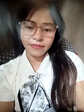 Bamboo-niee123 online show from December 16, 11:32 pm