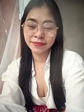 Bamboo-niee123 online show from February 13, 4:47 pm