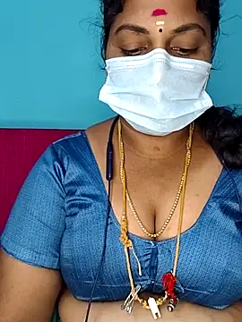 Snapshot of deepikasree143 chatting on November 3, 7:37 pm deepikasree143 online show from November 3, 7:37 pm