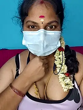 Snapshot of deepikasree143 chatting on November 14, 5:06 am deepikasree143 online show from November 14, 5:06 am