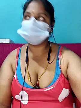 Snapshot of deepikasree143 chatting on November 17, 6:19 am deepikasree143 online show from November 17, 6:19 am