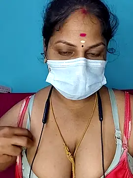 Snapshot of deepikasree143 chatting on December 3, 7:34 pm deepikasree143 online show from December 3, 7:34 pm