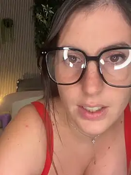 MysteryGirl   online show from October 28, 1:25 pm