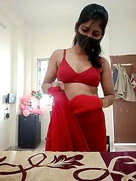 Snapshot of Cute_Sanaaya chatting on December 5, 9:51 am Cute Sanaaya online show from December 5, 9:51 am