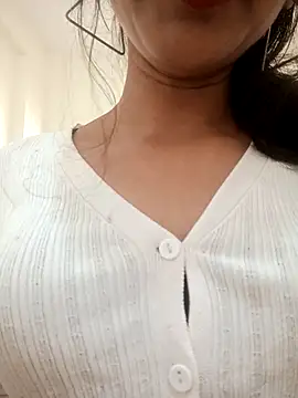 Snapshot of Cute_Sanaaya chatting on December 14, 10:09 am Cute Sanaaya online show from December 14, 10:09 am