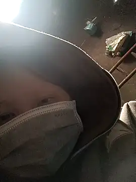 yoyo-mi online show from November 30, 2:15 am