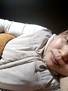 yoyo-mi online show from February 5, 2:27 am