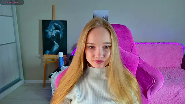 Snapshot of Shawty_Mia chatting on November 28, 2:20 pm Shawty Mia online show from November 28, 2:20 pm