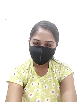 Green LaDY66 online show from November 6, 4:19 pm