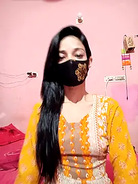 Green LaDY66 online show from April 11, 1:26 pm