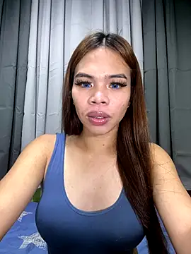 Snapshot of kierra_fox chatting on November 12, 6:52 pm kierra fox online show from November 12, 6:52 pm