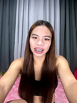 Snapshot of kierra_fox chatting on November 30, 1:48 pm kierra fox online show from November 30, 1:48 pm