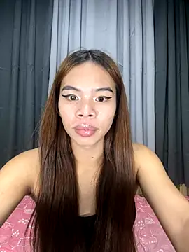 Snapshot of kierra_fox chatting on December 3, 4:05 pm kierra fox online show from December 3, 4:05 pm