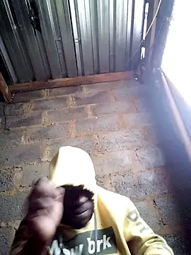 Snapshot of thickmeat47 chatting on November 7, 12:16 pm thickmeat47 online show from November 7, 12:16 pm