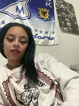 Snapshot of VioletMorgan_ chatting on October 30, 10:54 pm VioletMorgan  online show from October 30, 10:54 pm